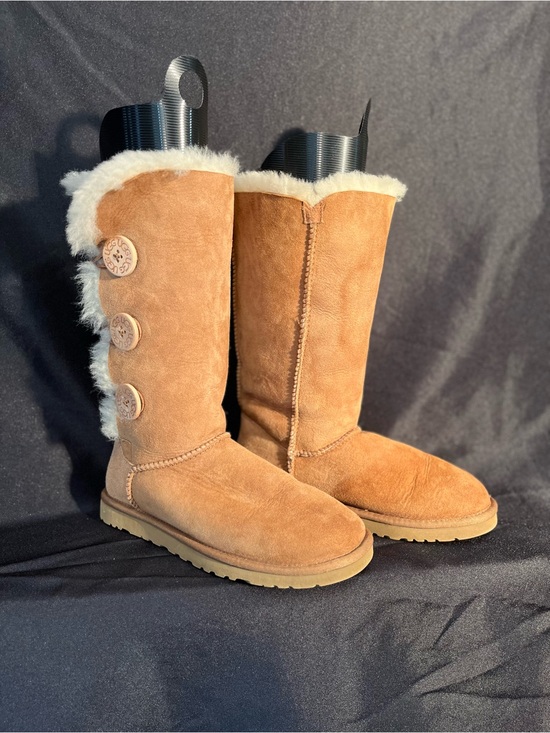UGG Shoes - UGG Bailey Button Triplet Boots